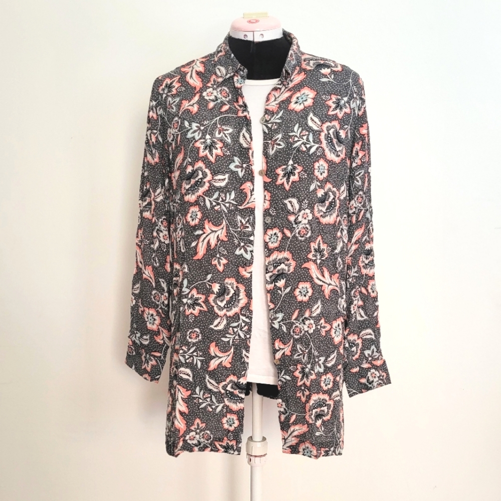 J. Jill Floral Button Down Size M Petite